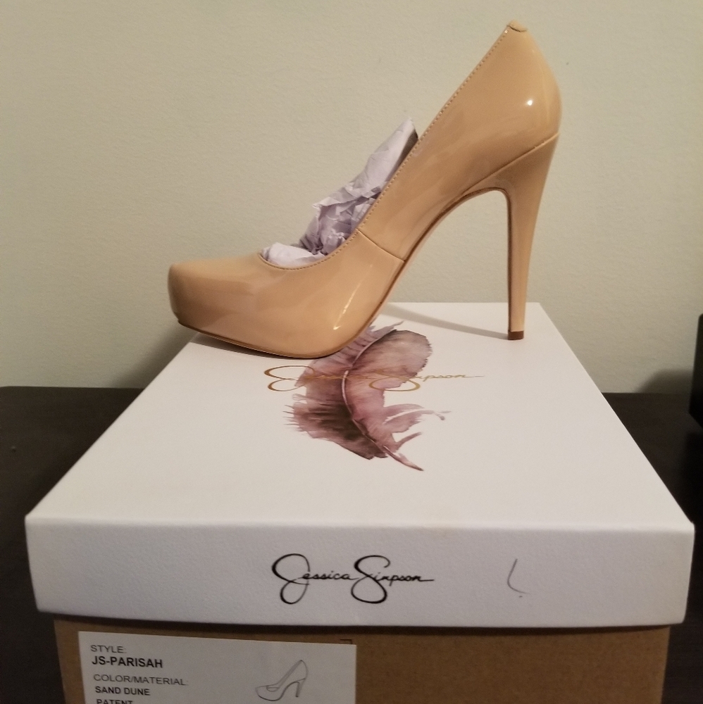 Jessica Simpson platform heels